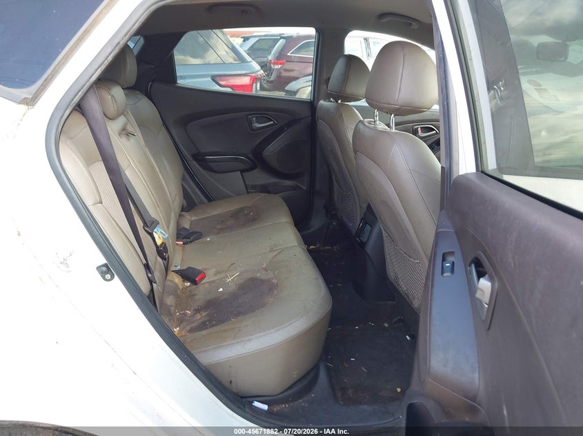 2015 Hyundai Tucson VIN KM8JU3AGXFU069149 IAAI salvage auction — NORMAL WEAR, Original (Texas), sold $1,350 on 2026-07-29 (photo 8)