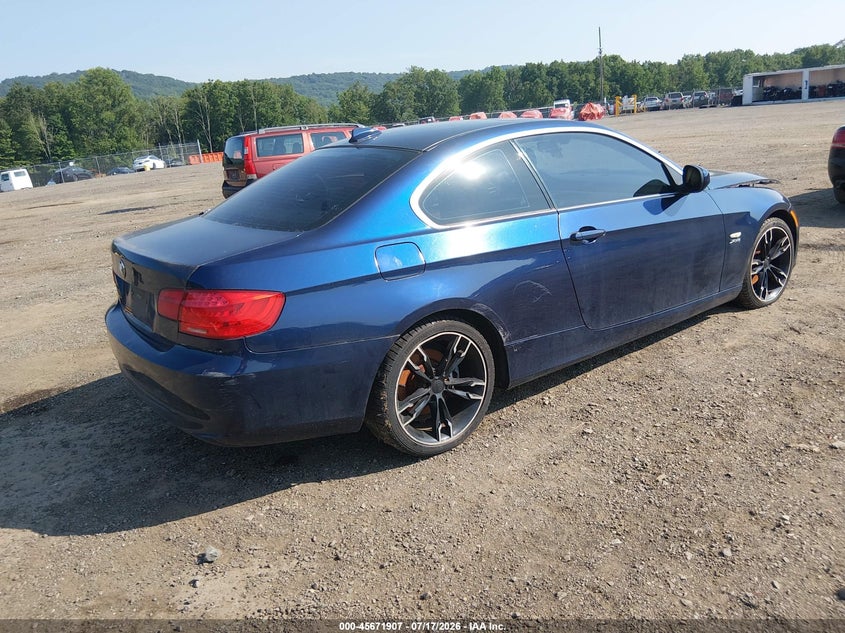 2011 BMW 3 series VIN WBAKF5C50BE656049 IAAI salvage auction — NORMAL WEAR, Clear (New Jersey), sold $25 on 2026-07-23 (photo 4)