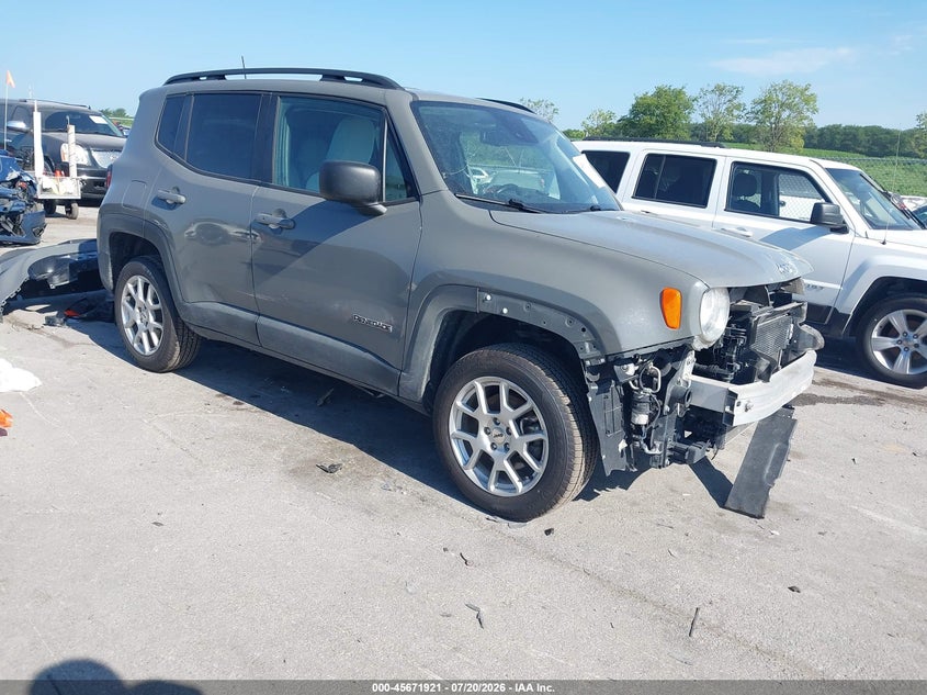 2022 Jeep Renegade VIN ZACNJDB13NPN63087 IAAI salvage auction — FRONT END, Salvage (Iowa), sold $2,100 on 2026-08-15 (photo 1)