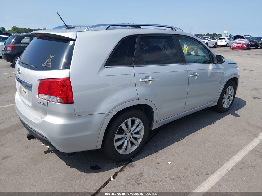 2011 Kia Sorento VIN 5XYKWDA27BG119501 IAAI salvage auction — NORMAL WEAR, Clear (North Carolina), sold $1,700 on 2026-07-22 (photo 4)