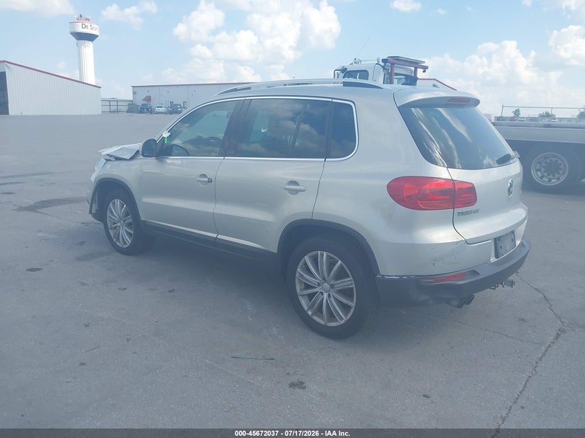 2013 Volkswagen Tiguan VIN WVGBV3AX9DW566728 IAAI salvage auction — FRONT END, Regular Certificate (Iowa), sold $525 on 2026-08-18 (photo 3)