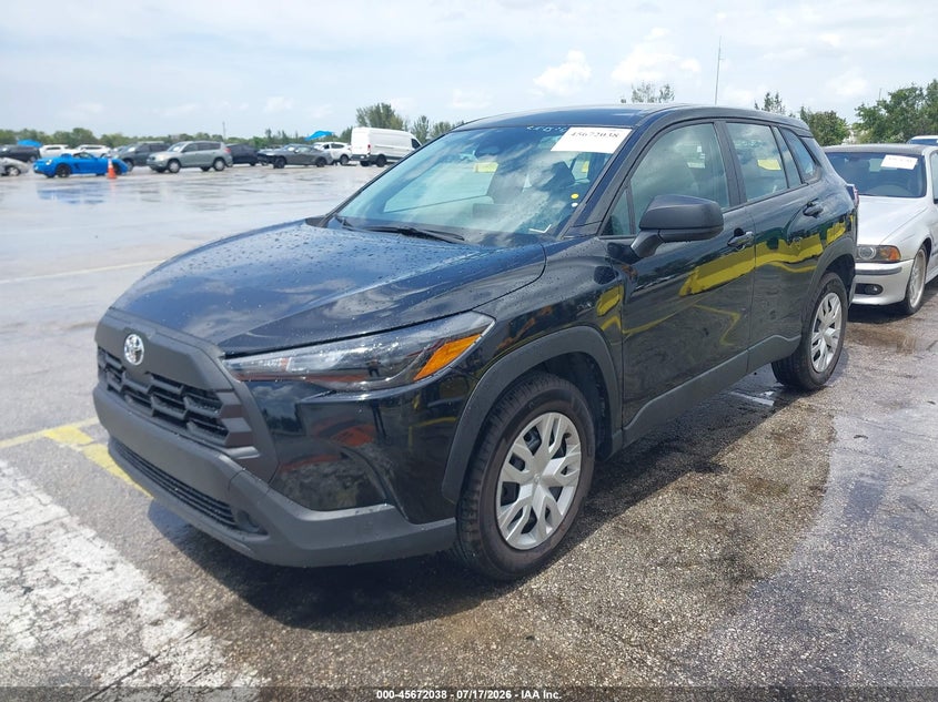 2026 Toyota Corolla cross VIN 7MUAAAAG9TV166270 IAAI salvage auction — UNKNOWN, Salvage Title, sold $17,000 on 2026-08-02 (photo 2)