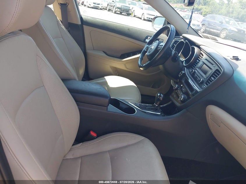 2014 Kia Optima VIN 5XXGN4A74EG276013 IAAI salvage auction — NORMAL WEAR, Clear (Pennsylvania), sold $275 on 2026-07-24 (photo 5)