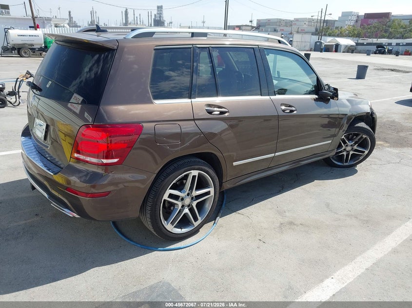 2015 Mercedes-benz Glk-klasse VIN WDCGG5HB6FG400667 IAAI salvage auction — FRONT END, Salvage (California), sold $6,075 on 2026-08-12 (photo 4)