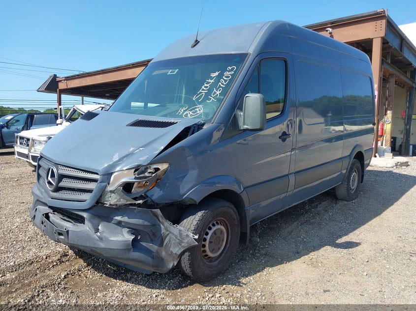 2018 Mercedes-benz Sprinter VIN WD3PE7CDXJP647080 IAAI salvage auction — FRONT END, Wait Title, sold $2,600 on 2026-07-31 (photo 2)