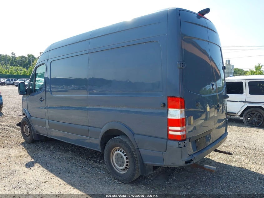 2018 Mercedes-benz Sprinter VIN WD3PE7CDXJP647080 IAAI salvage auction — FRONT END, Wait Title, sold $2,600 on 2026-07-31 (photo 3)