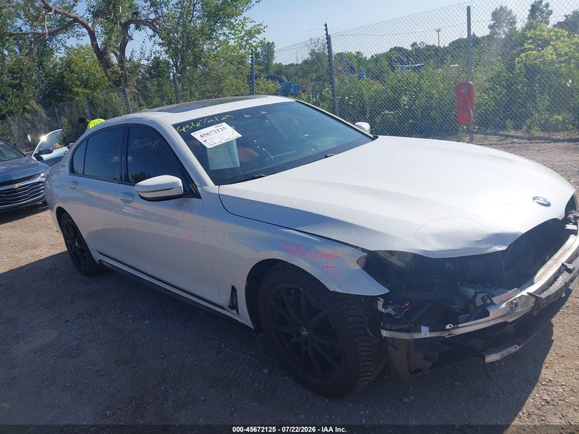 2018 BMW 7er VIN WBA7J2C56JB246262 IAAI salvage auction — FRONT END, Salvage Title, sold $9,750 on 2026-08-04 (photo 1)
