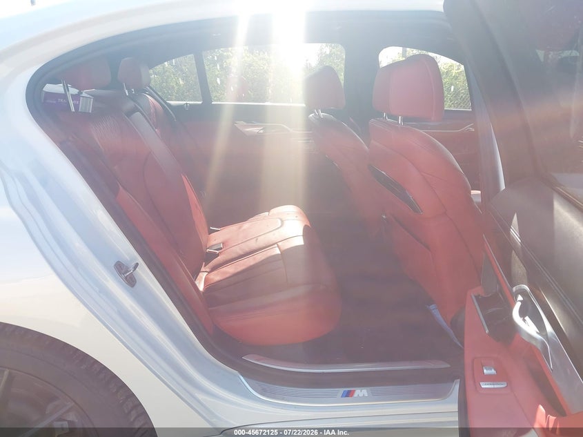 2018 BMW 7er VIN WBA7J2C56JB246262 IAAI salvage auction — FRONT END, Salvage Title, sold $9,750 on 2026-08-04 (photo 8)