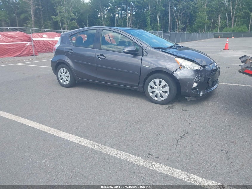 2013 Toyota Prius c VIN JTDKDTB30D1040424 IAAI salvage auction — NORMAL WEAR, Clear (New York), sold $25 on 2026-07-30 (photo 1)