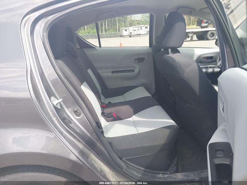 2013 Toyota Prius c VIN JTDKDTB30D1040424 IAAI salvage auction — NORMAL WEAR, Clear (New York), sold $25 on 2026-07-30 (photo 8)