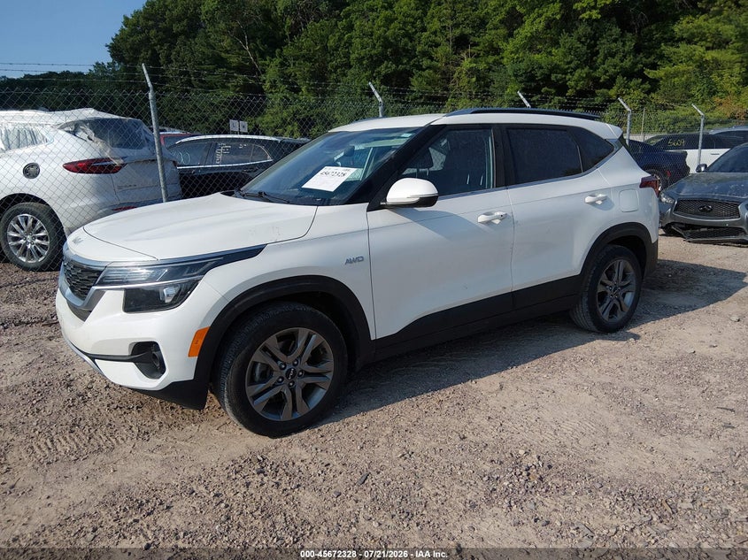2023 Kia Seltos VIN KNDEUCAA8P7462357 IAAI salvage auction — REAR END, Clear Claim Paid (Wisconsin), sold $7,300 on 2026-08-19 (photo 2)