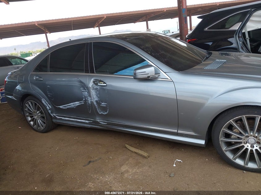2013 Mercedes-benz S-klasse VIN WDDNG7DB8DA524458 IAAI salvage auction — RIGHT SIDE, Salvage (Arizona), sold $3,550 on 2026-08-03 (photo 6)