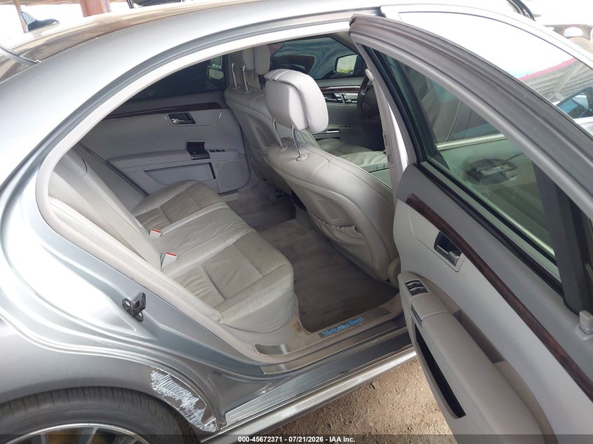 2013 Mercedes-benz S-klasse VIN WDDNG7DB8DA524458 IAAI salvage auction — RIGHT SIDE, Salvage (Arizona), sold $3,550 on 2026-08-03 (photo 8)