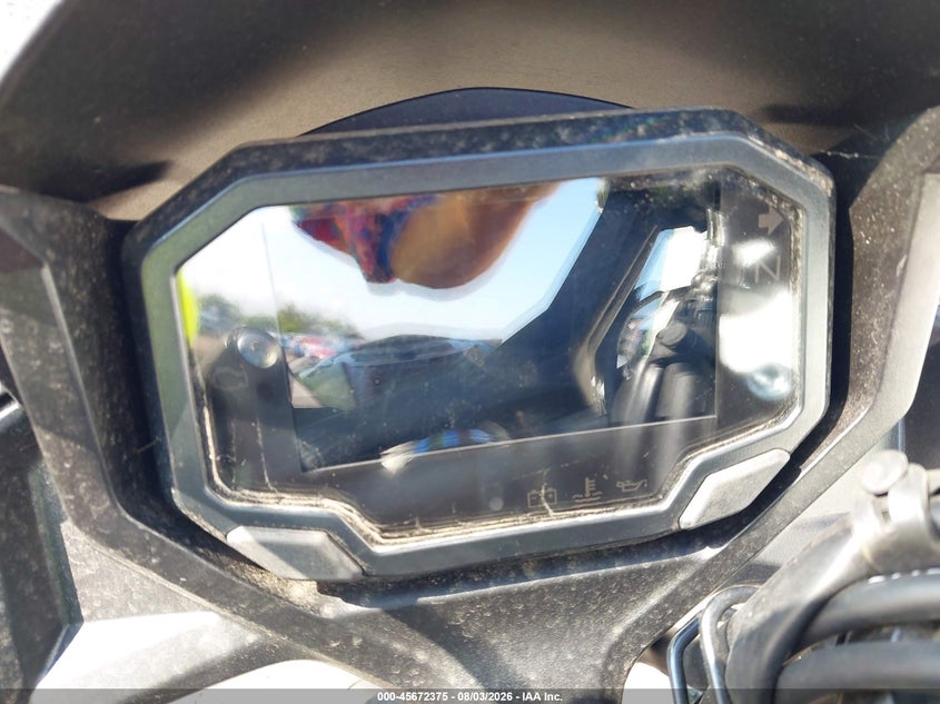 2025 Kawasaki Ninja VIN ML5EXER11SDAF6432 IAAI salvage auction — ROLLOVER, Salvage Title, sold $875 on 2026-09-03 (photo 7)