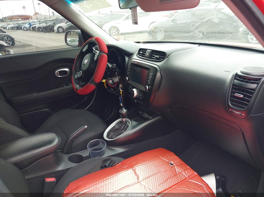 2019 Kia Soul VIN KNDJP3A56K7650649 IAAI salvage auction — VANDALISM, Salvage Title, sold $2,800 on 2026-08-02 (photo 5)