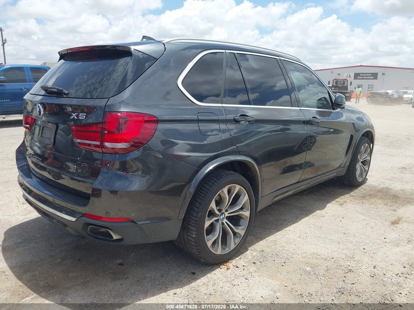 2015 BMW X5 VIN 5UXKR6C54F0J77165 IAAI salvage auction — NORMAL WEAR, Original (Texas), sold $225 on 2026-07-28 (photo 4)