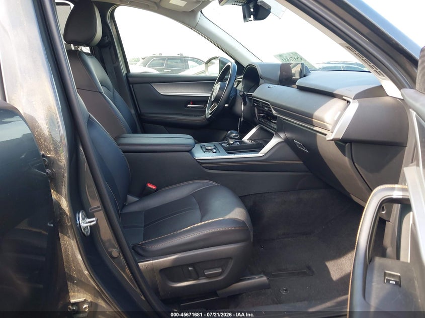 2024 Mazda Cx-90 VIN JM3KKBHD1R1141177 IAAI salvage auction — RIGHT FRONT, Clear (North Carolina), sold $11,300 on 2026-07-31 (photo 5)