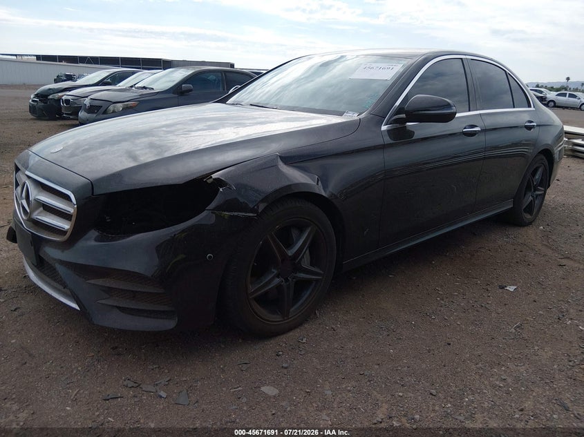 2017 Mercedes-benz E-klasse VIN WDDZF4JB0HA040216 IAAI salvage auction — UNKNOWN, Salvage Title, sold $3,550 on 2026-08-18 (photo 2)