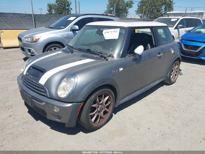 2006 Mini Cooper VIN WMWRE33566TJ39331 IAAI salvage auction — NORMAL WEAR, Clear - Dealer Only (California), sold $525 on 2026-08-15 (photo 2)
