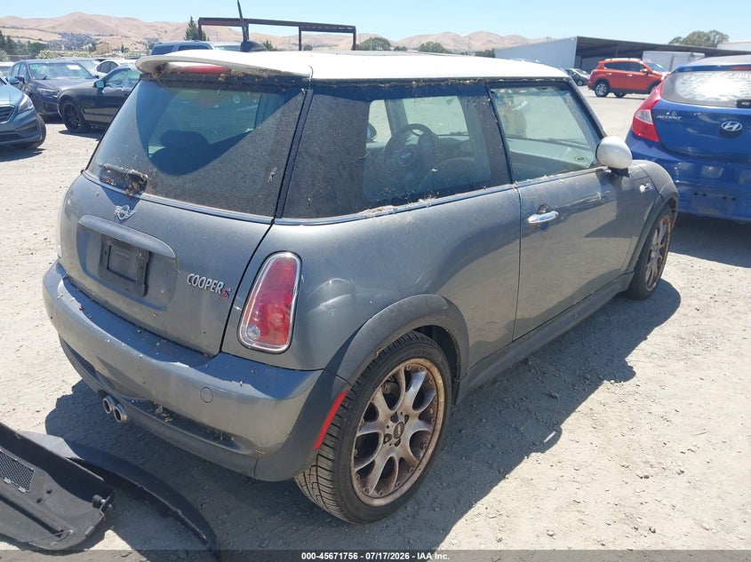 2006 Mini Cooper VIN WMWRE33566TJ39331 IAAI salvage auction — NORMAL WEAR, Clear - Dealer Only (California), sold $525 on 2026-08-15 (photo 4)