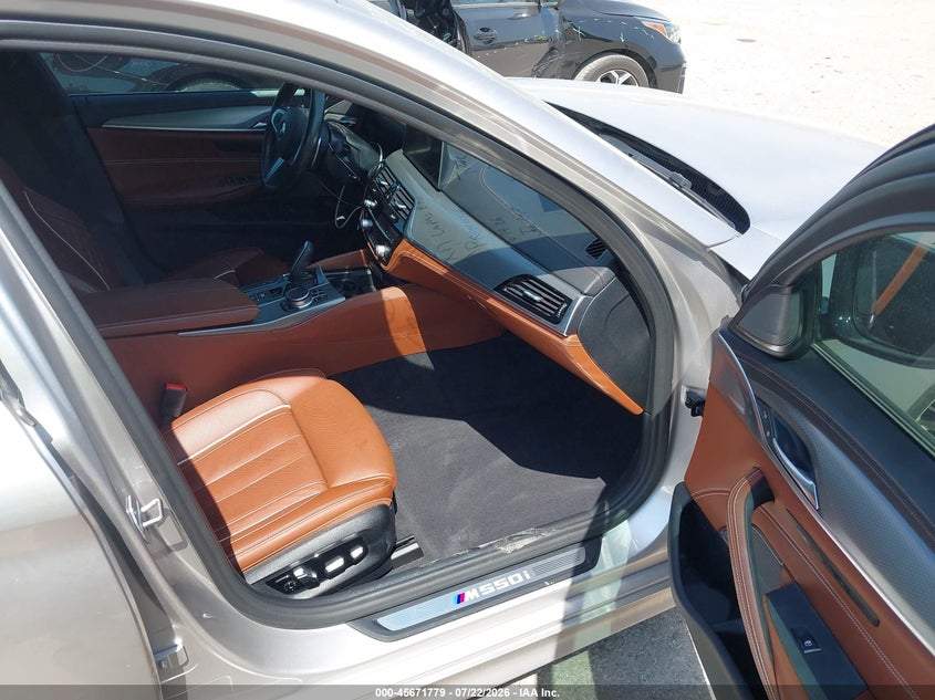 2020 BMW 5er VIN WBAJS7C03LCD45481 IAAI salvage auction — WATER/FLOOD, Wait Title, sold $14,600 on 2026-08-05 (photo 5)