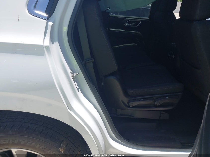 2024 Chevrolet Tahoe VIN 1GNSCMKD3RR364114 IAAI salvage auction — REAR END, Salvage (Texas), sold $25,200 on 2026-09-25 (photo 8)