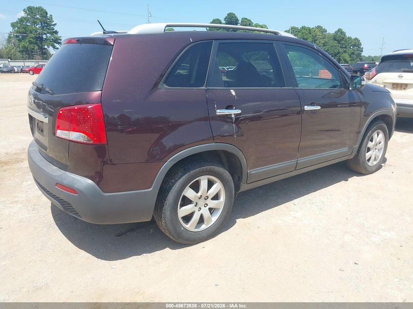2011 Kia Sorento VIN 5XYKT4A11BG100815 IAAI salvage auction — NORMAL WEAR, Original (Texas), sold $25 on 2026-07-30 (photo 4)