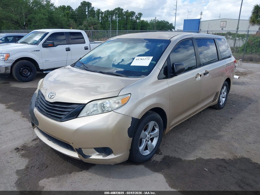 2011 Toyota Sienna VIN 5TDZK3DC1BS019339 IAAI salvage auction — TRANSMISSION, Clear (Florida), sold $175 on 2026-07-29 (photo 2)