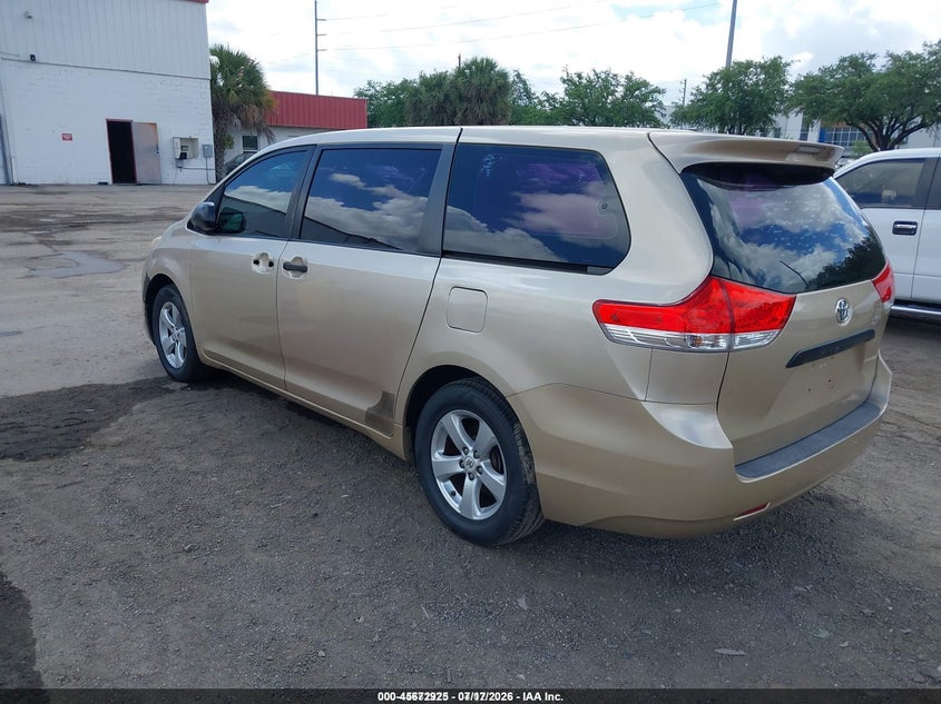 2011 Toyota Sienna VIN 5TDZK3DC1BS019339 IAAI salvage auction — TRANSMISSION, Clear (Florida), sold $175 on 2026-07-29 (photo 3)
