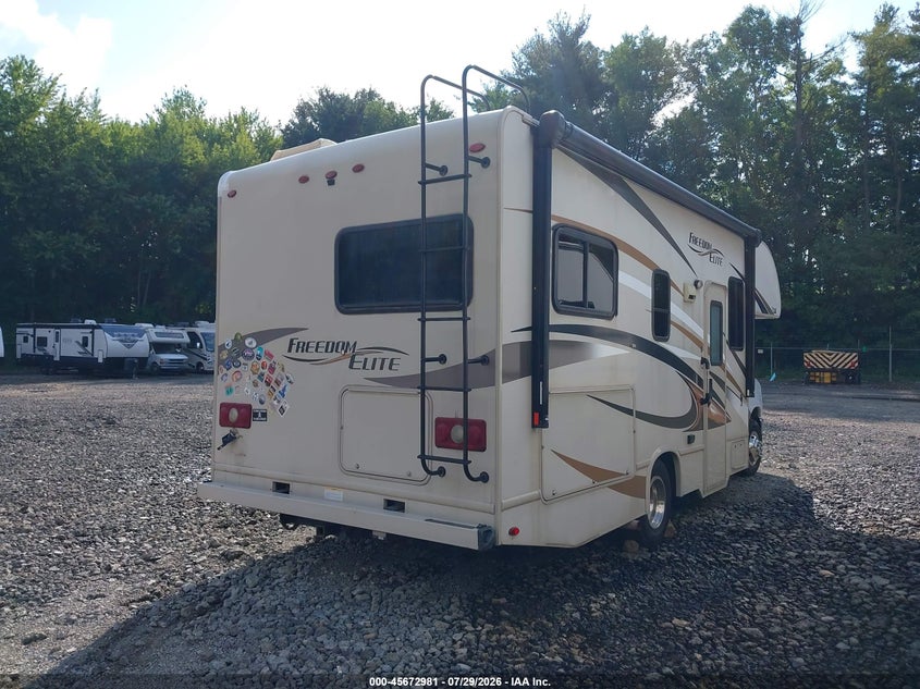 2017 Ford Econoline VIN 1FDWE3FS3HDC31657 IAAI salvage auction — Burn Interior, Salvage (Ohio), sold $8,050 on 2026-08-17 (photo 4)