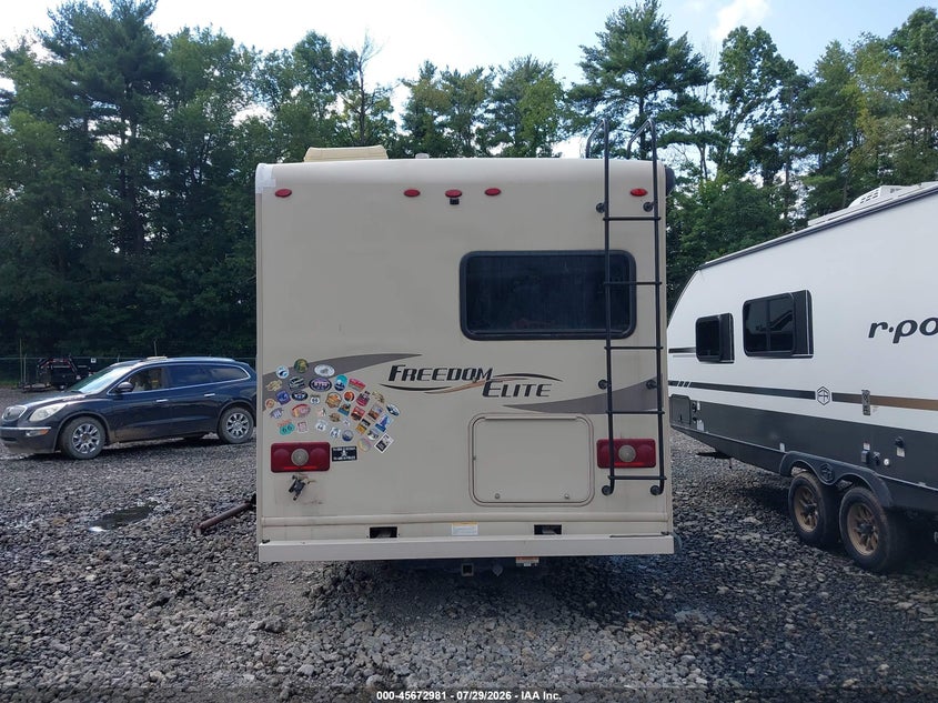 2017 Ford Econoline VIN 1FDWE3FS3HDC31657 IAAI salvage auction — Burn Interior, Salvage (Ohio), sold $8,050 on 2026-08-17 (photo 8)