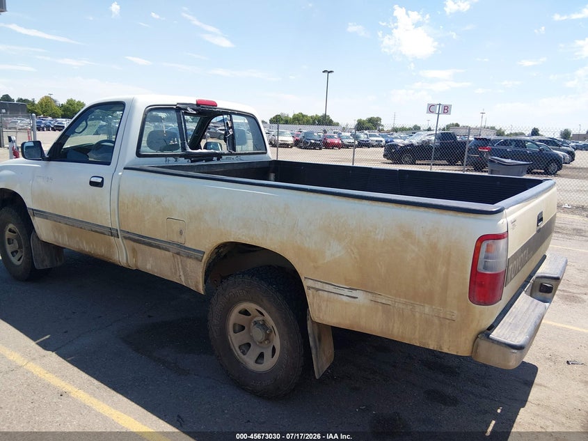 1995 Toyota T100 VIN JT4VD21E4S0011201 IAAI salvage auction — NORMAL WEAR, Clear (Colorado), sold $1,100 on 2026-07-24 (photo 3)
