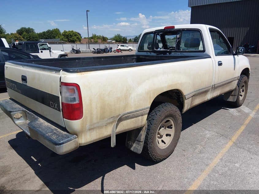 1995 Toyota T100 VIN JT4VD21E4S0011201 IAAI salvage auction — NORMAL WEAR, Clear (Colorado), sold $1,100 on 2026-07-24 (photo 4)