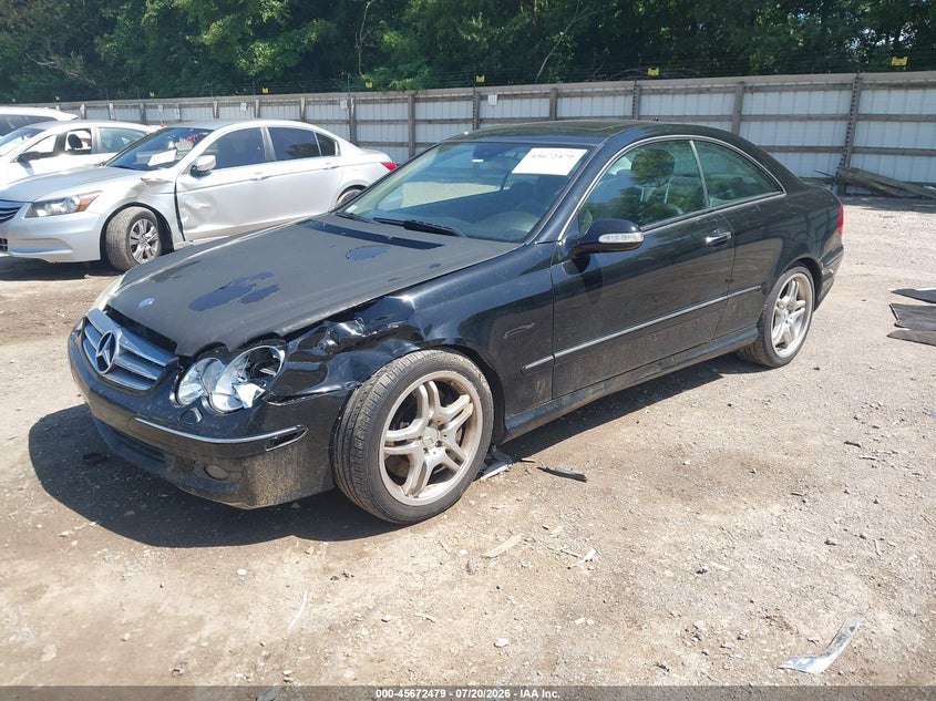 2008 Mercedes-benz Clk-class VIN WDBTJ72H88F252530 IAAI salvage auction — FRONT END, Salvage (Tennessee), sold $700 on 2026-08-12 (photo 2)