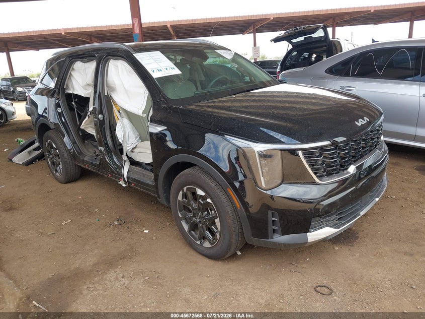 2025 Kia Sorento VIN 5XYRL4JC1SG369557 IAAI salvage auction — SIDE, Wait Title, sold $11,100 on 2026-08-22 (photo 1)