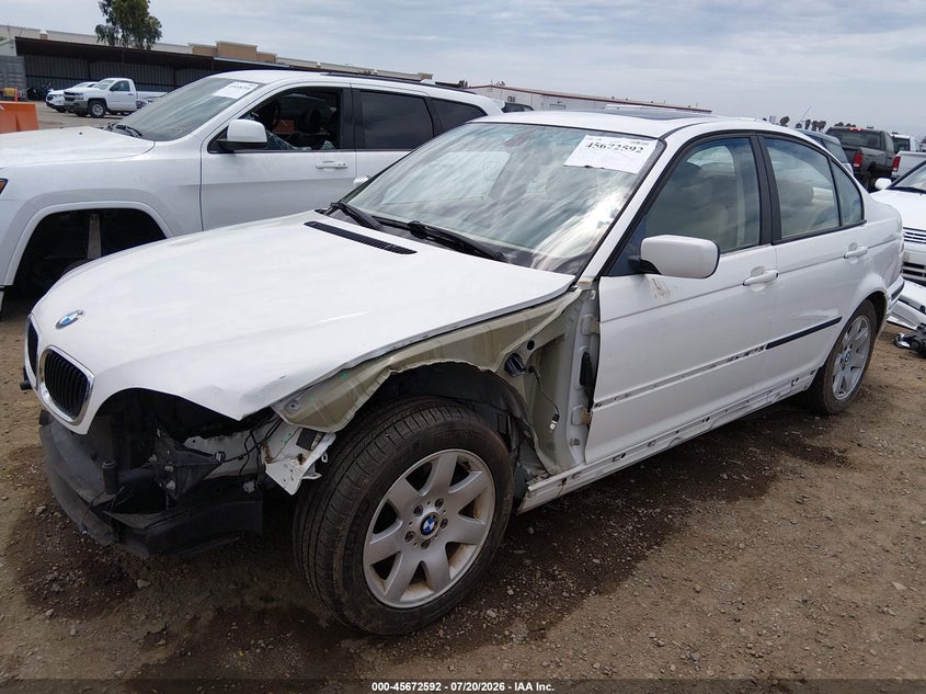 2004 BMW 3 series VIN WBAAZ33414KP89020 IAAI salvage auction — LEFT FRONT, Salvage (California), sold $950 on 2026-08-10 (photo 6)