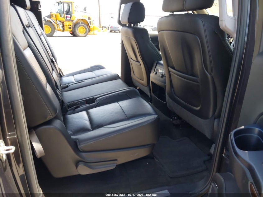 2015 Chevrolet Suburban VIN 1GNSKJKC4FR224187 IAAI salvage auction — LEFT SIDE, Salvage (California), sold $3,400 on 2026-07-29 (photo 8)