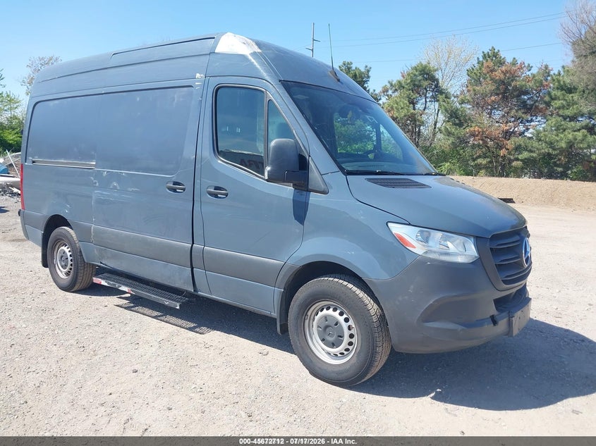 2019 Mercedes-benz Sprinter VIN WD4PF0CD6KP077449 IAAI salvage auction — LEFT & RIGHT, Clear (New Jersey), sold $3,650 on 2026-07-29 (photo 1)