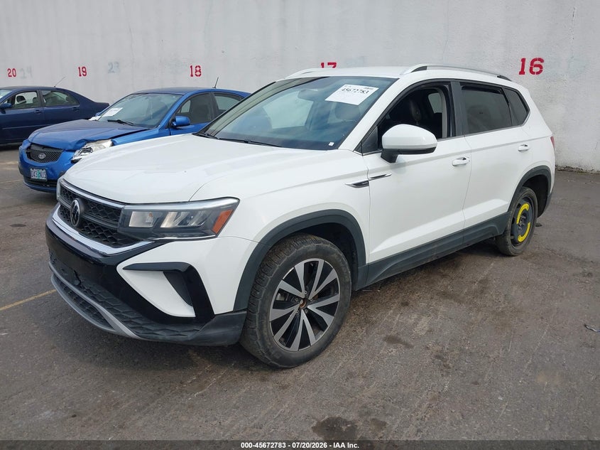 2022 Volkswagen Taos VIN 3VVWX7B28NM043102 IAAI salvage auction — THEFT, Clear (Oregon), sold $7,900 on 2026-08-02 (photo 2)