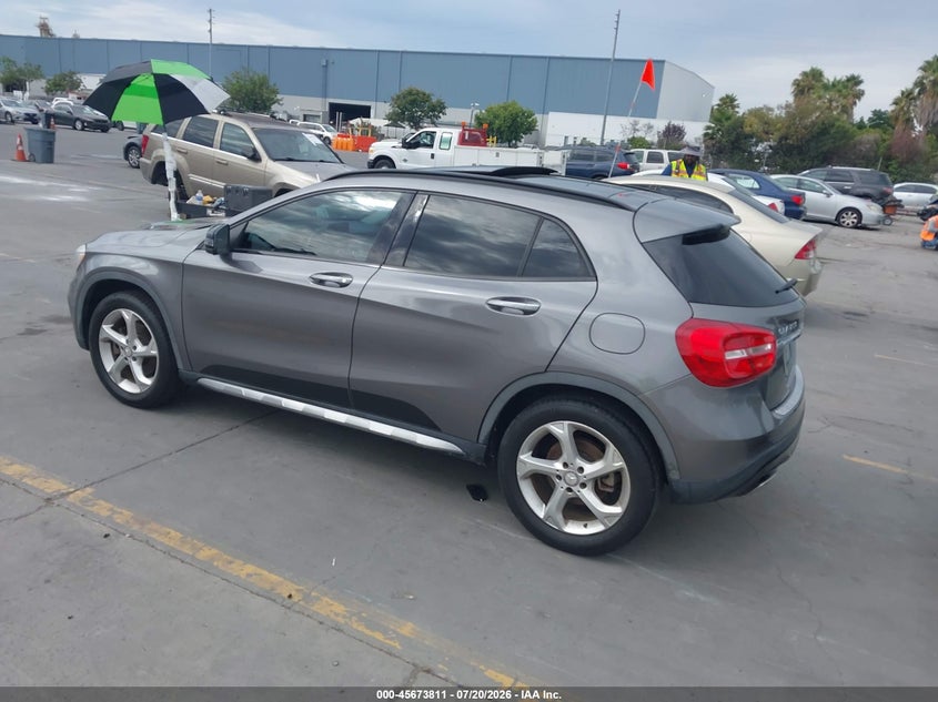 2017 Mercedes-benz Gla-klasse VIN WDCTG4EB7HJ285984 IAAI salvage auction — NORMAL WEAR, Clear - Dealer Only (California), sold $1,550 on 2026-07-29 (photo 3)