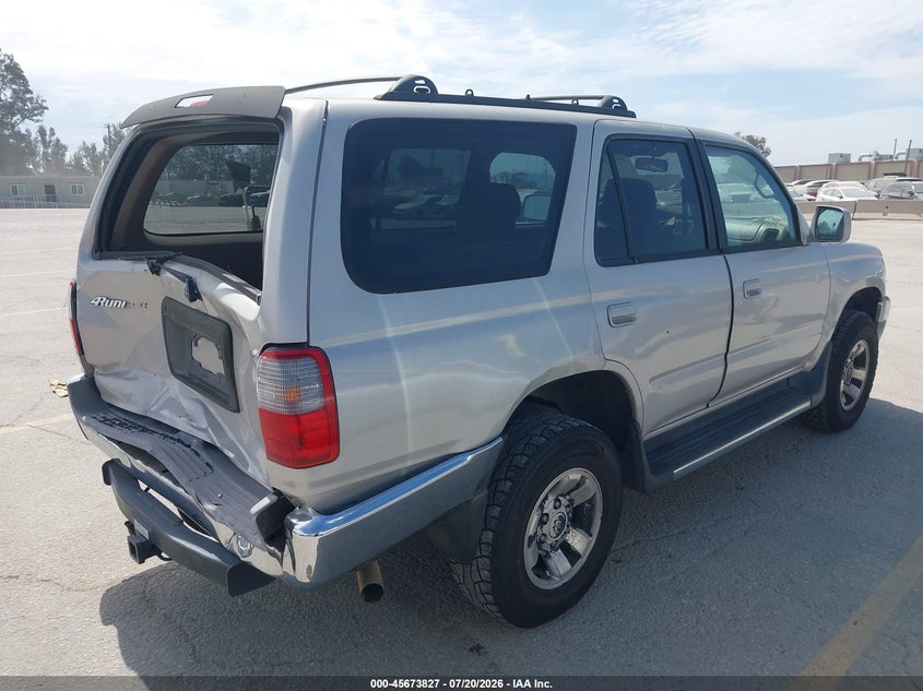 1999 Toyota 4runner VIN JT3GN86R3X0120359 IAAI salvage auction — REAR END, Salvage (California), sold $850 on 2026-07-29 (photo 4)