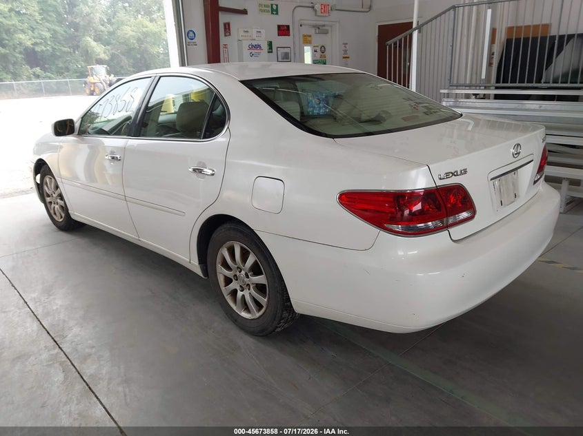 2005 Lexus Es 330 VIN JTHBA30G155091826 IAAI salvage auction — NORMAL WEAR, Clear (Virginia), sold $525 on 2026-07-31 (photo 3)