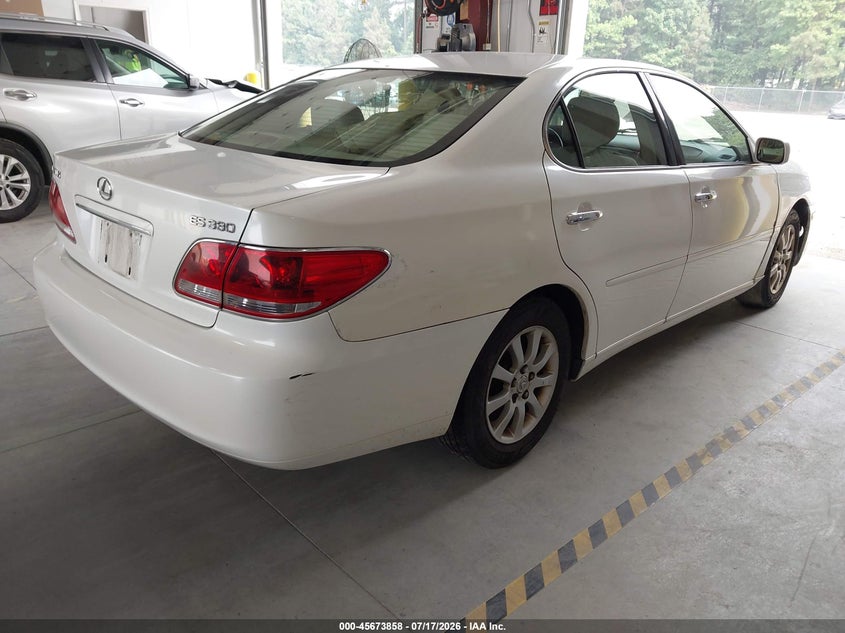 2005 Lexus Es 330 VIN JTHBA30G155091826 IAAI salvage auction — NORMAL WEAR, Clear (Virginia), sold $525 on 2026-07-31 (photo 4)