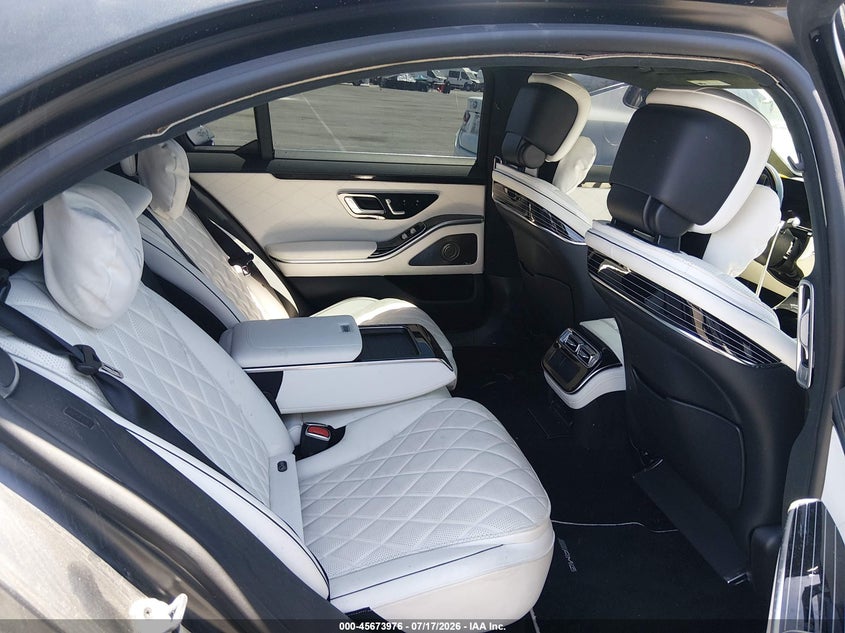 2022 Mercedes-benz S-klasse VIN W1K6G7GB0NA133581 IAAI salvage auction — FRONT END, Salvage Title, sold $41,900 on 2026-07-30 (photo 8)