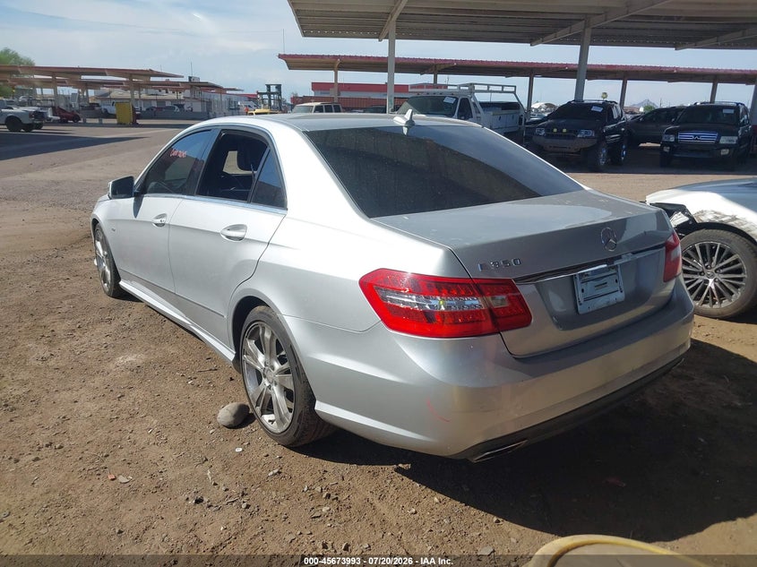 2012 Mercedes-benz E-klasse VIN WDDHF5KB4CA584582 IAAI salvage auction — UNKNOWN, Wait Title, sold $675 on 2026-08-18 (photo 3)