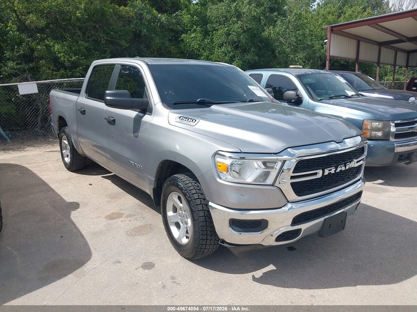 2019 Ram 1500 VIN 1C6SRFGT3KN613986 IAAI salvage auction — THEFT, Salvage Title, sold $7,000 on 2026-07-29 (photo 1)
