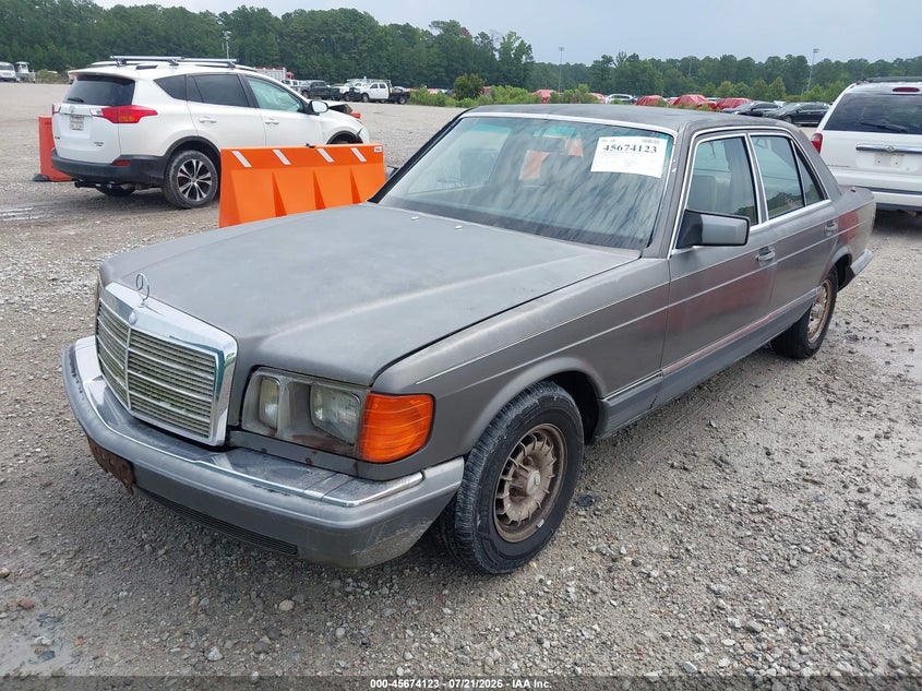 1984 Mercedes-benz 300 VIN WDBCB20A7EA065262 IAAI salvage auction — NORMAL WEAR, Clear-Dealer Only (North Carolina), sold $325 on 2026-07-28 (photo 2)