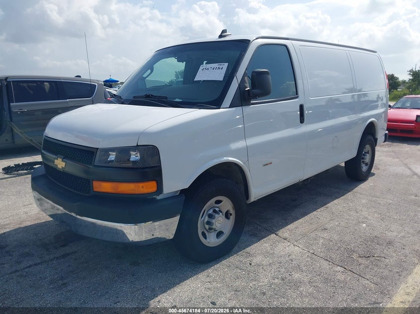 2021 Chevrolet Express VIN 1GCWGAF14M1312141 IAAI salvage auction — RIGHT SIDE, Salvage (Connecticut), sold $8,700 on 2026-08-26 (photo 2)