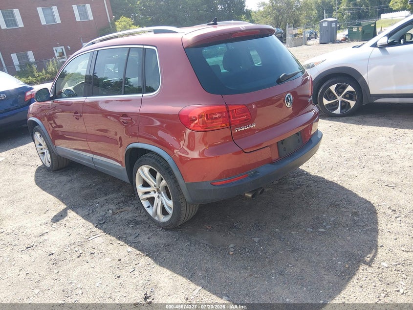 2013 Volkswagen Tiguan VIN WVGAV7AX2DW029170 IAAI salvage auction — FRONT END, Clear (Massachusetts), sold $675 on 2026-08-04 (photo 3)