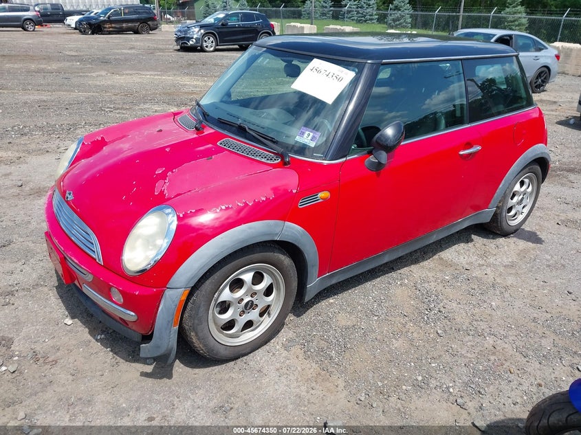 2002 Mini Cooper VIN WMWRC33492TE12448 IAAI salvage auction — NORMAL WEAR, Clear (New Jersey), sold $25 on 2026-08-13 (photo 2)
